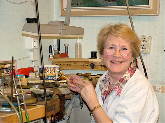 Ingeborg Gollub bei der Arbeit